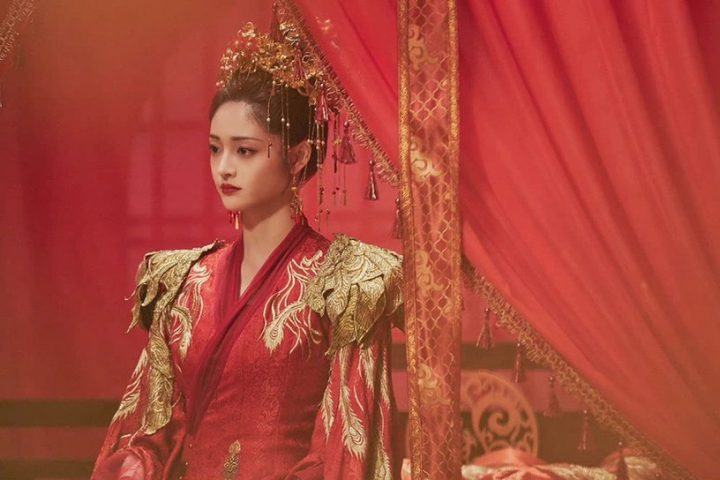 2022古装剧9位女星“新娘造型”！《说英雄》杨超越甜美，《恰似故人归》迪丽热巴美艳-20