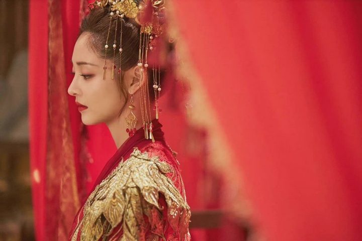 2022古装剧9位女星“新娘造型”！《说英雄》杨超越甜美，《恰似故人归》迪丽热巴美艳-22