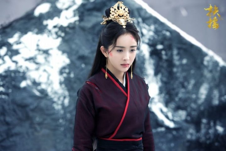 古装剧9位女神“黑化”造型！杨幂美艳，杨超越紫眼影仍美，赵丽颖&李兰迪却逃不过吐嘈-21