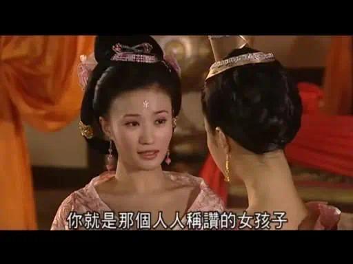 因懒惰错失华妃，只能在《甄嬛传》中扮演小角色的她，演技精湛