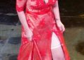 郝蕾微胖也能美翻天，一身红蕾丝裙太抢眼了！缩略图