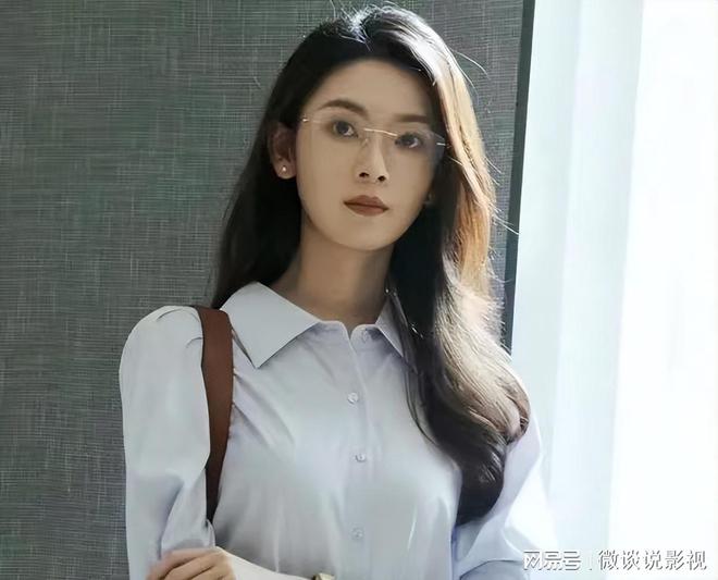 玫瑰的秘密：黄振华被蒙在鼓里，白晓荷为何既拒绝他又假装交往？