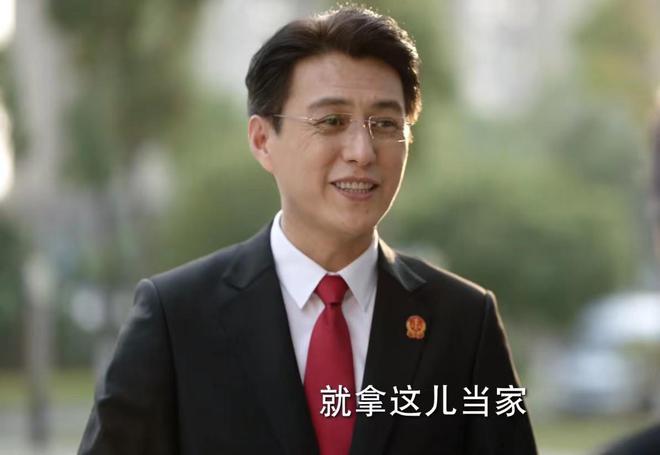 管虎操刀巨制来袭，龚俊任敏领衔主演，光是预告片就让人心里痒痒的！